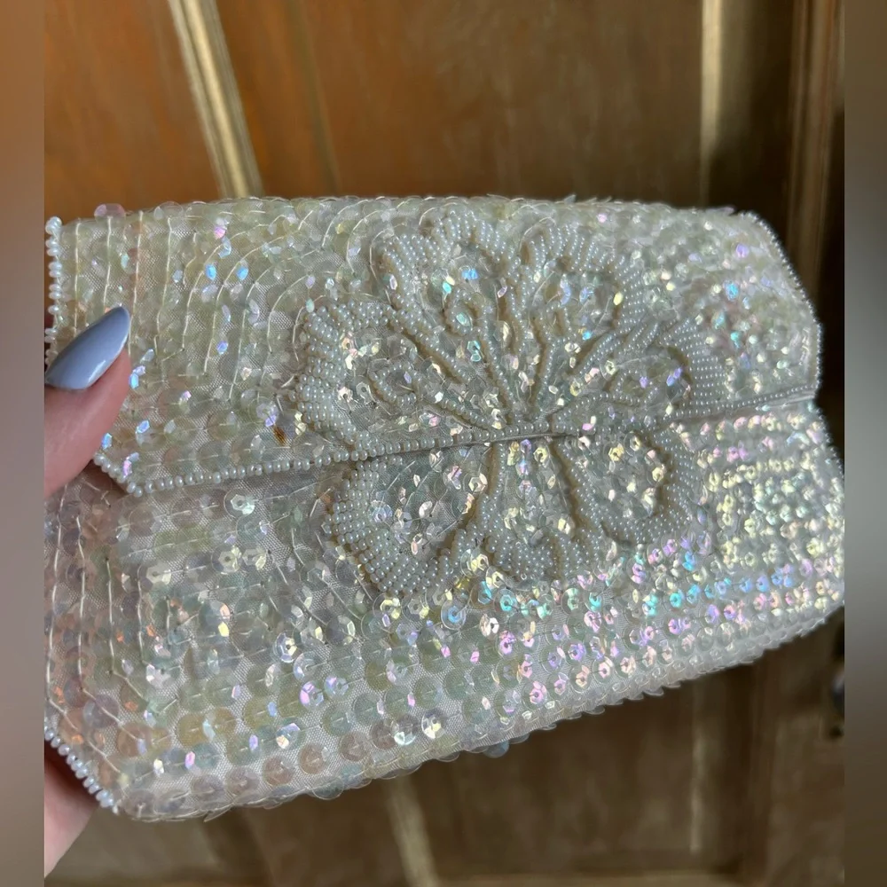 Vintage sequin‎ clutch